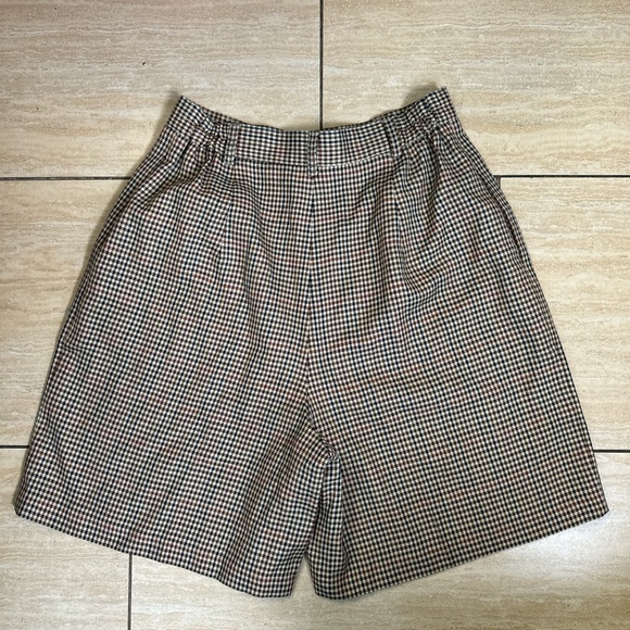 VINTAGE REQUIREMENTS PLAID SHORTS - Picture 6 of 6
